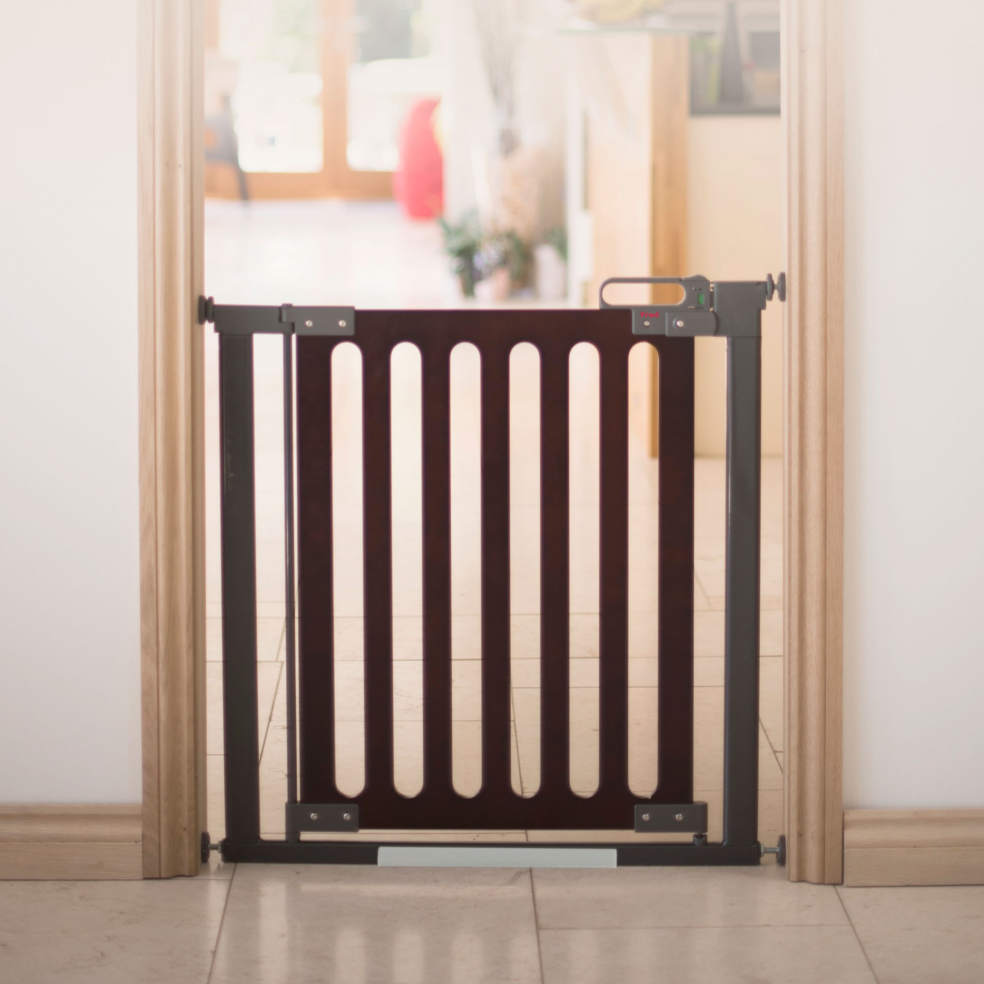 wooden stair gate pressure fit
